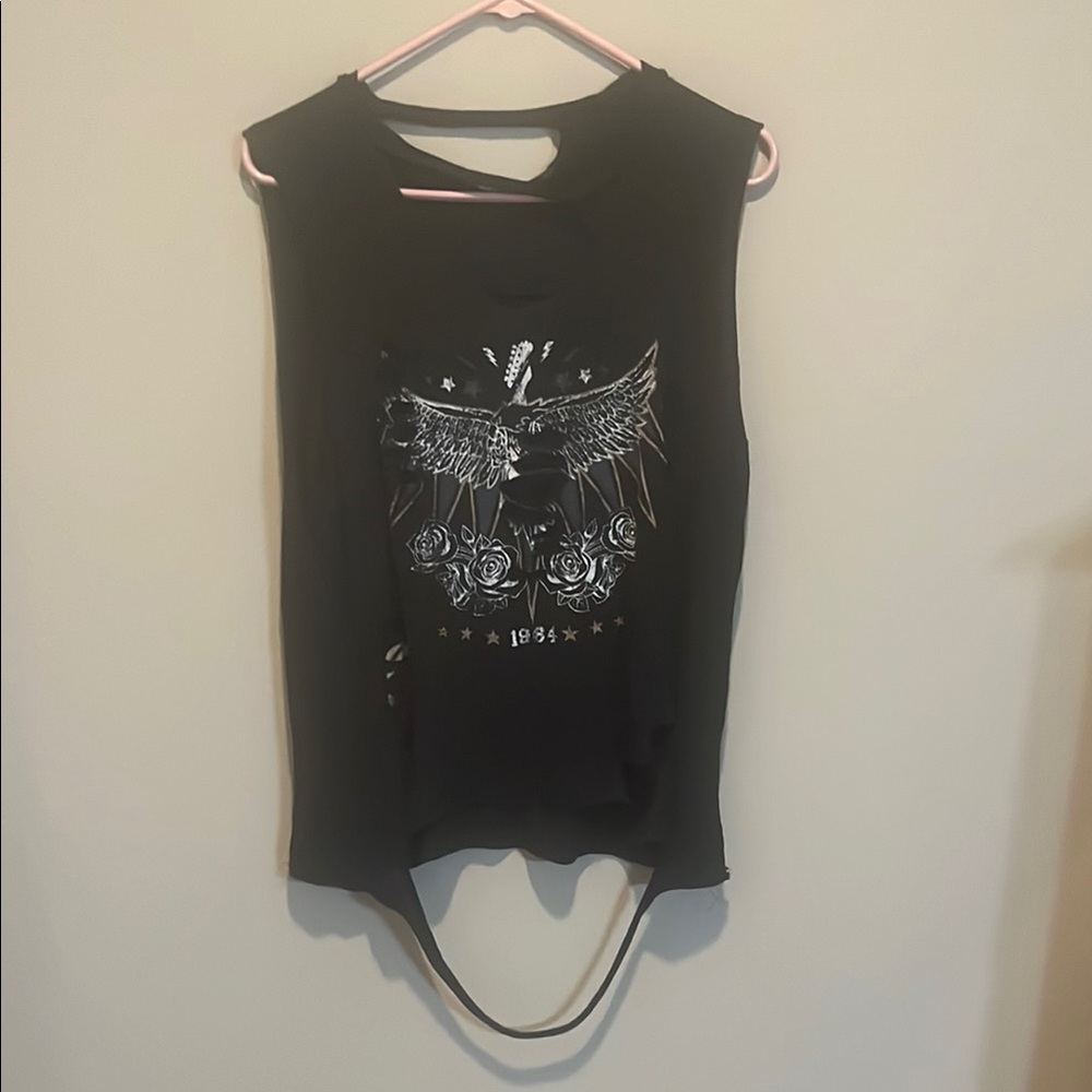 Emory Park Grunge Distressed Black Graphic Sleeveless Top